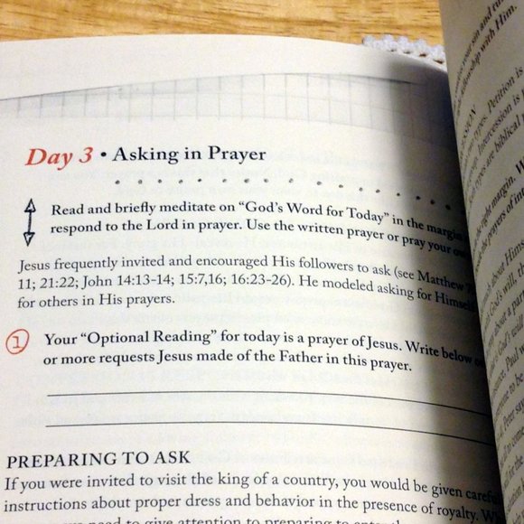 3 for $10 book sale! Christian Disciplines - Call to Follow Christ - Picture 5 of 10
